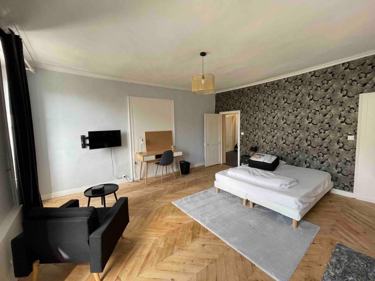 Logement Centre Ville 1 A 4 Chambres Alençon Exterior foto